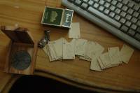 Karty z Ravensbrcku, izraelsk vyznamenn a hodinky Jany ern.